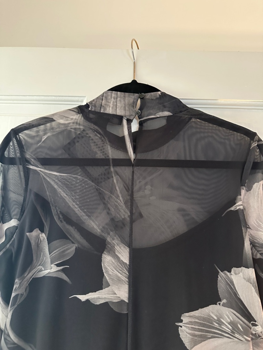 AllSaints Black Sheer Floral-Print Long Sleeve Midi Dress - Picture 8 of 10